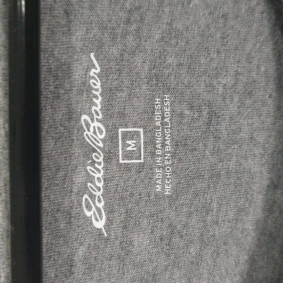 Eddie Bauer NWT tee - Picture 3 of 4